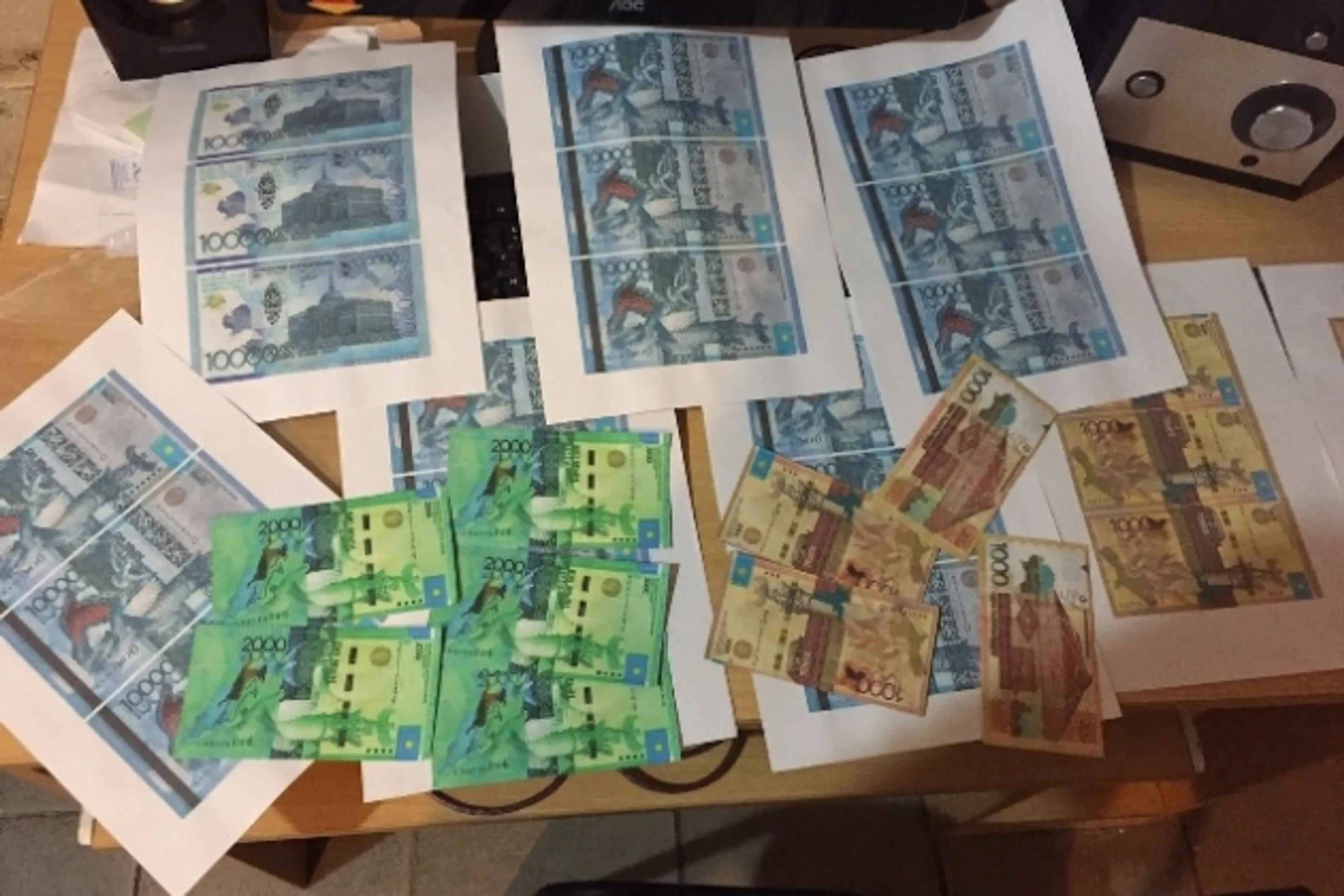 Капитал - Как можно распознать фальшивые тенге