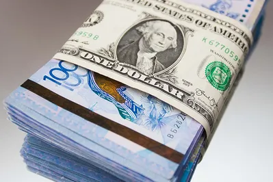 Корпоративные депозиты: долларизация и медленный рост