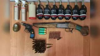 Капитал - Тайник с оружием найден в лесополосе по дороге на Медеу
