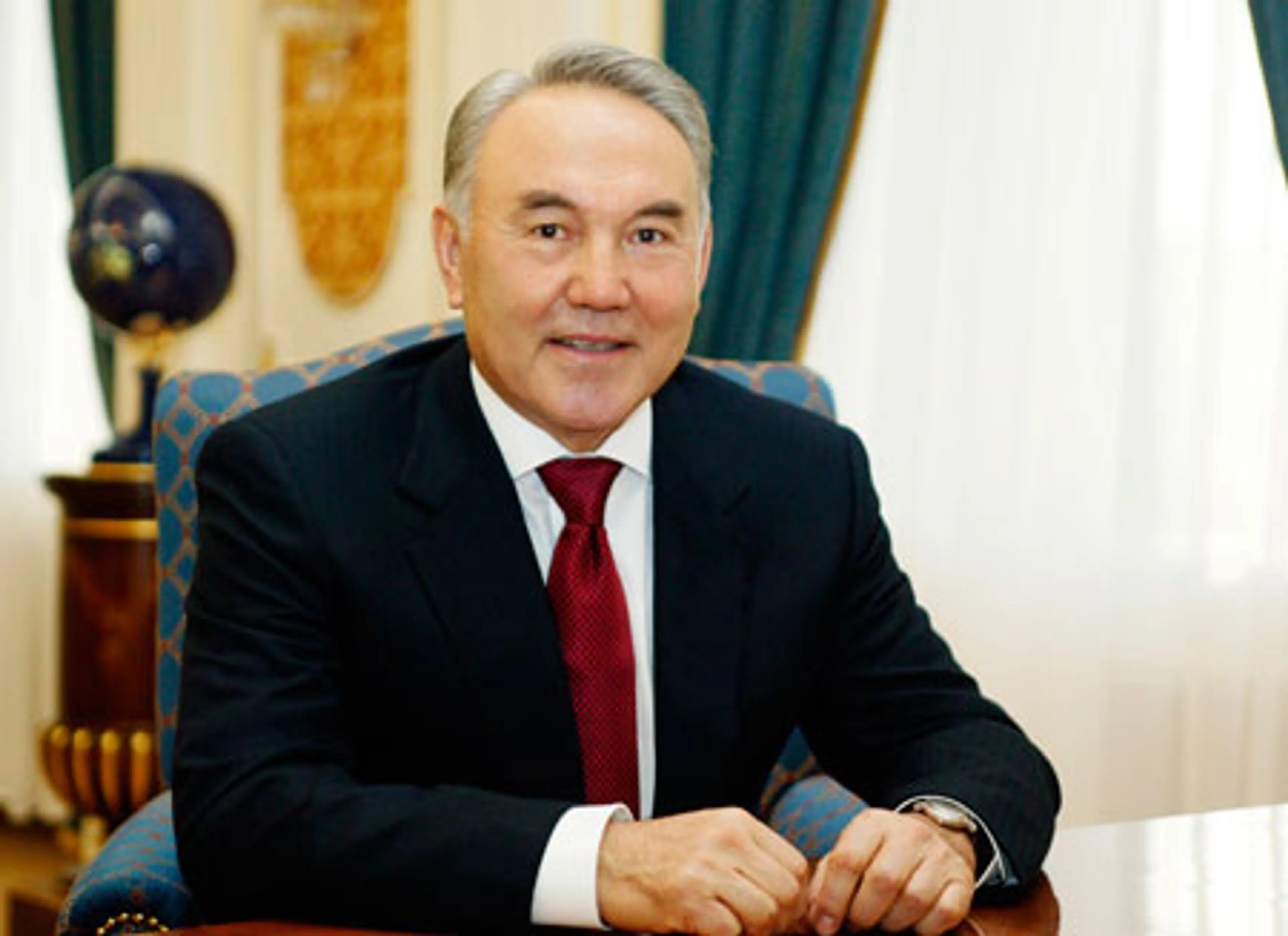 Капитал - Н. Назарбаев поздравил сограждан с Днем Конституции