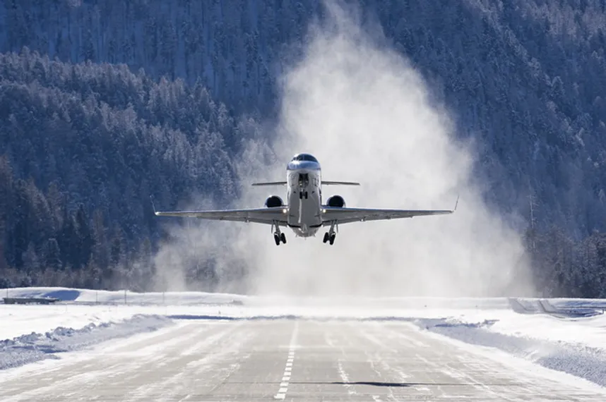 Капитал - МИНТ обсудит организацию чартерных рейсов