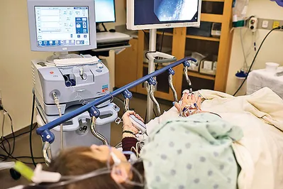 Люди впервые выгнали роботов из профессии