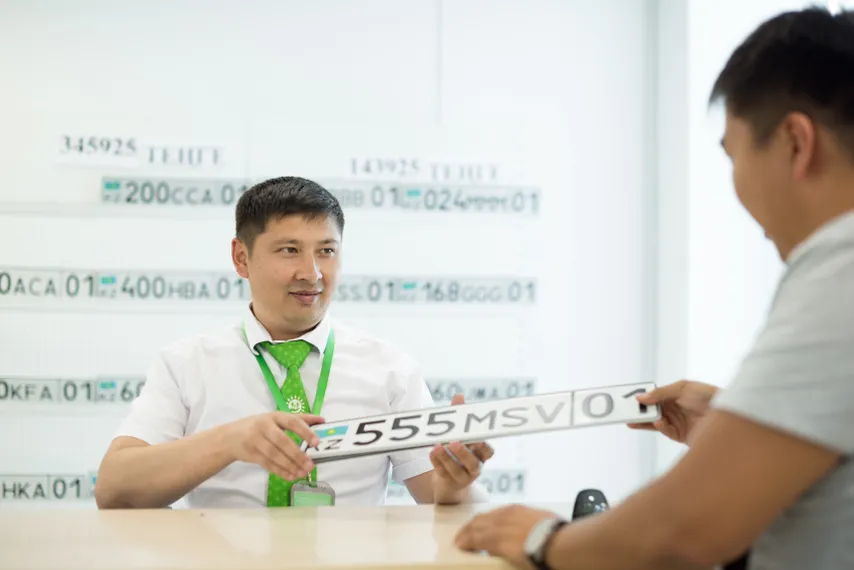 Капитал - Казахстанцы стали реже покупать VIP-номера