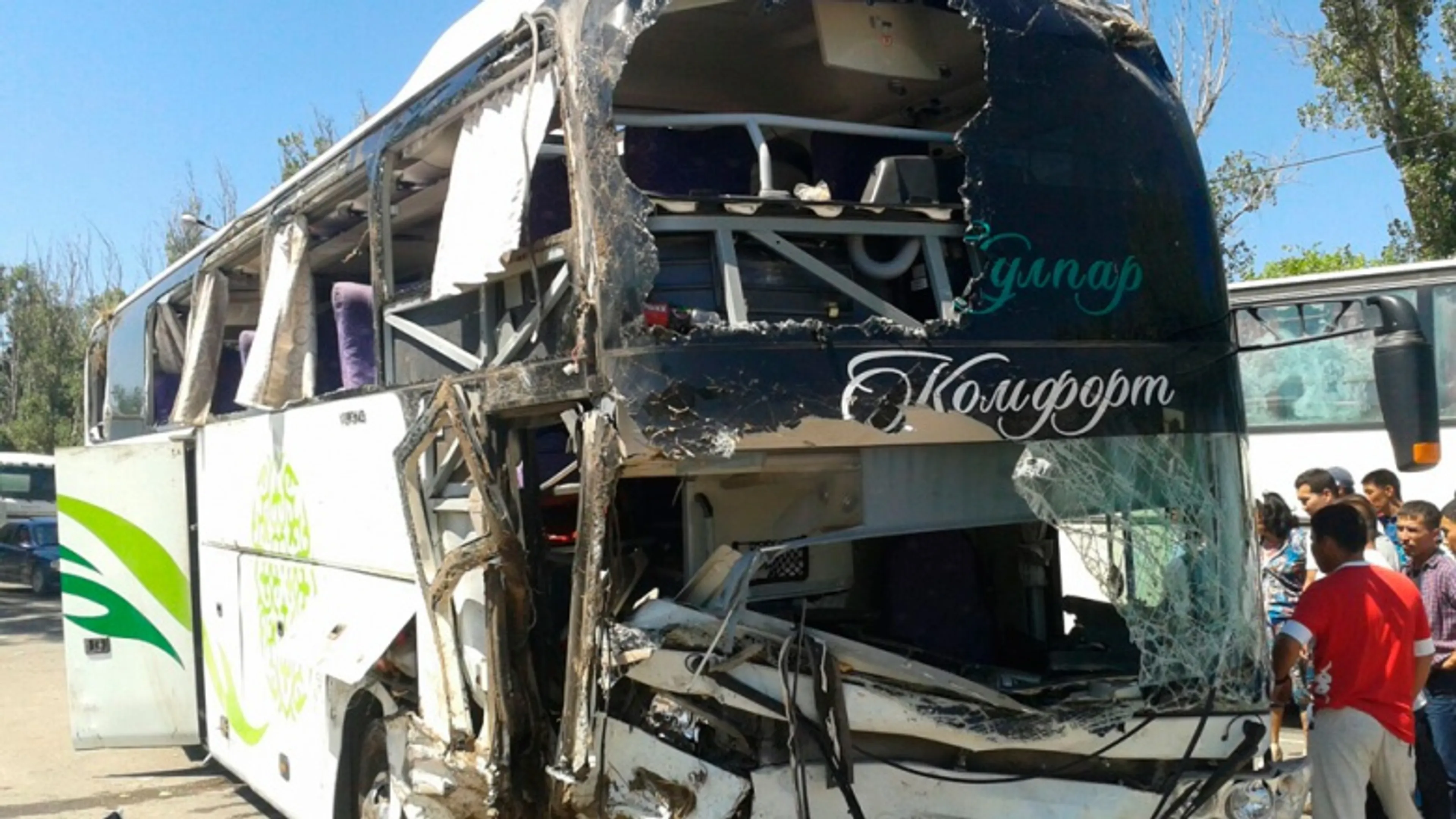 Капитал - Под Алматы опрокинулся рейсовый автобус