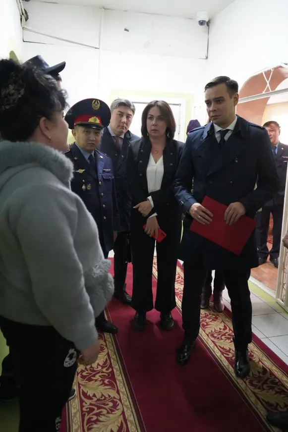 Уполномоченный по правам человека и детский омбудсман посетили учреждение №11 ДУИС по г. Алматы - фото kapital.kz