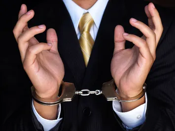 Советника акима Павлодарской области оставили в СИЗО