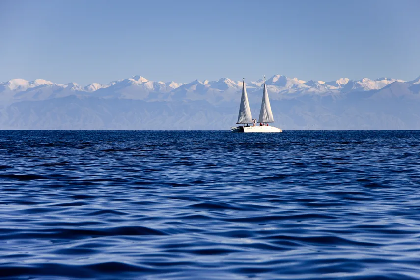 Капитал - Иссык-Куль: вместо казахстанцев едут россияне