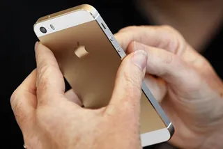 Капитал - Apple даст владельцам iPhone возможность блокировать рекламу