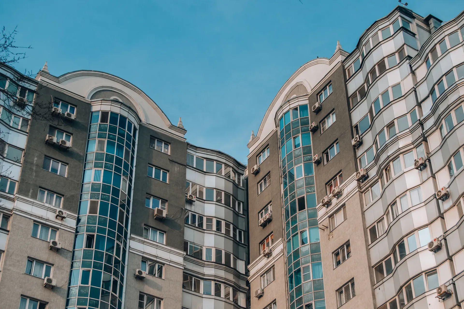 Капитал - Свыше 36 тысяч сделок купли-продажи жилья заключили в сентябре