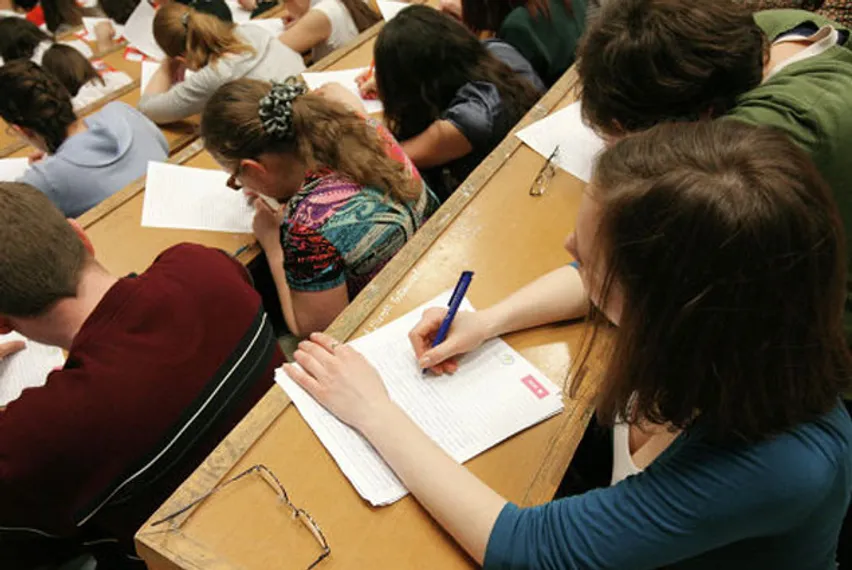 Капитал - Казахстанцам выделили стипендии для обучения в вузах Македонии