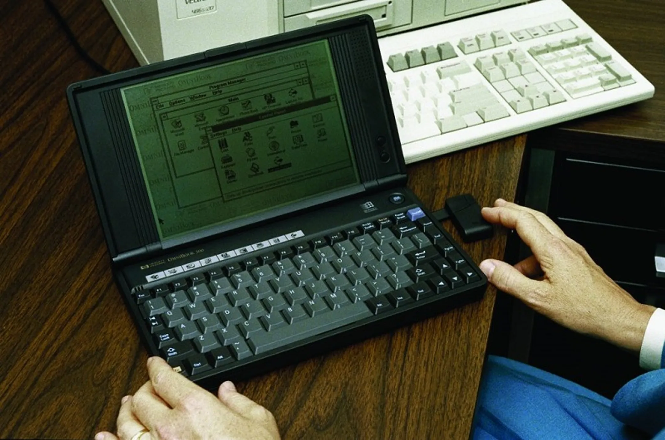 HP OmniBook 300
