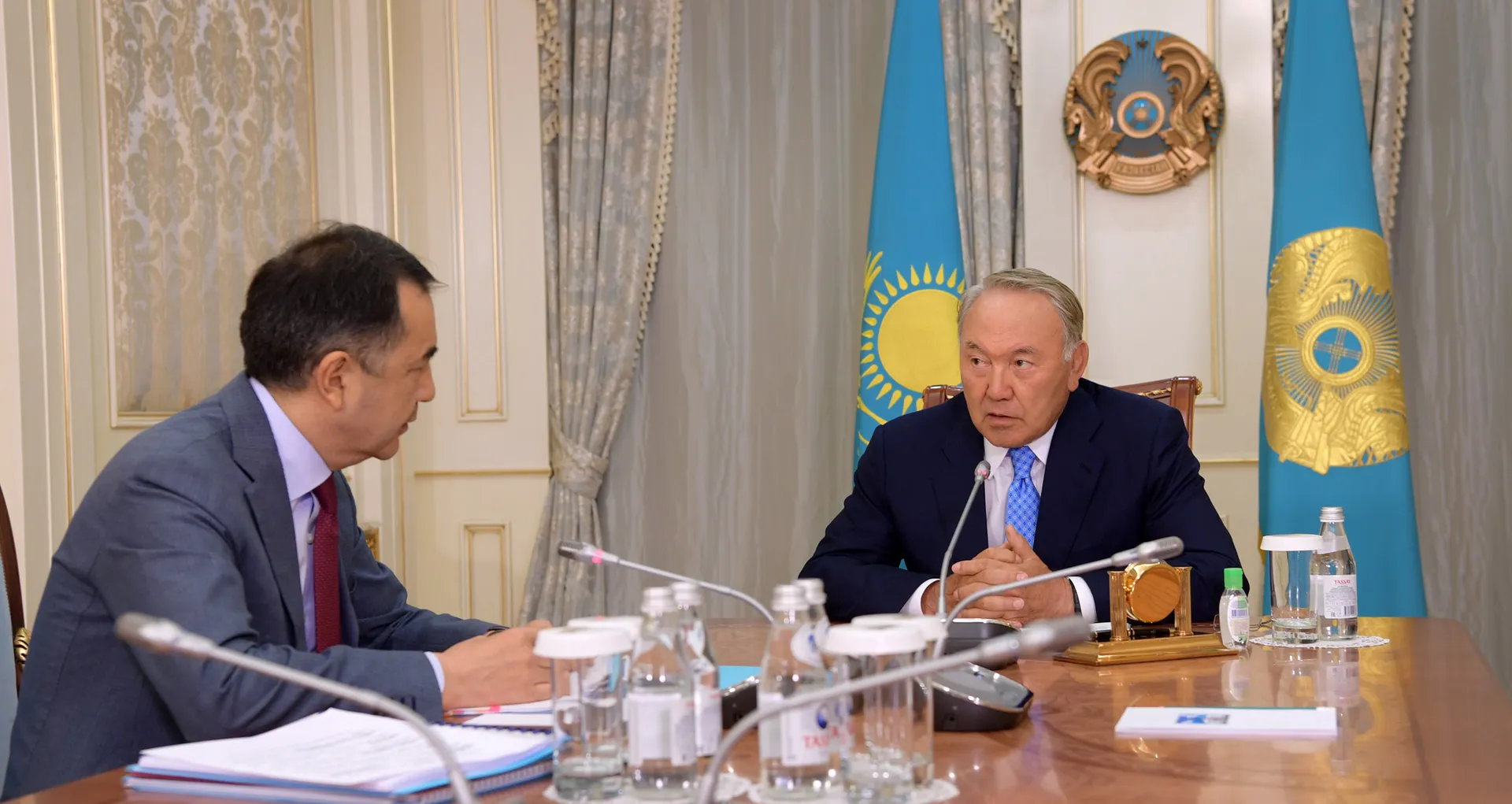 Капитал - Нурсултан Назарбаев: Я считаю, что правительство напряженно работает