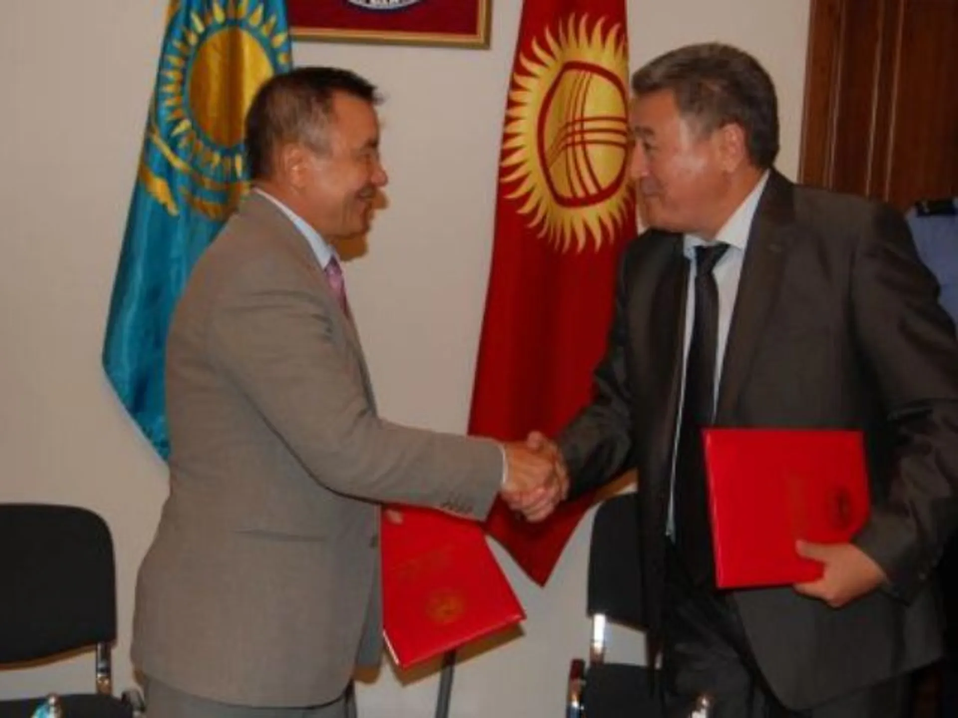 Капитал - Таможенники РК и Кыргызстана обсудили совместную работу