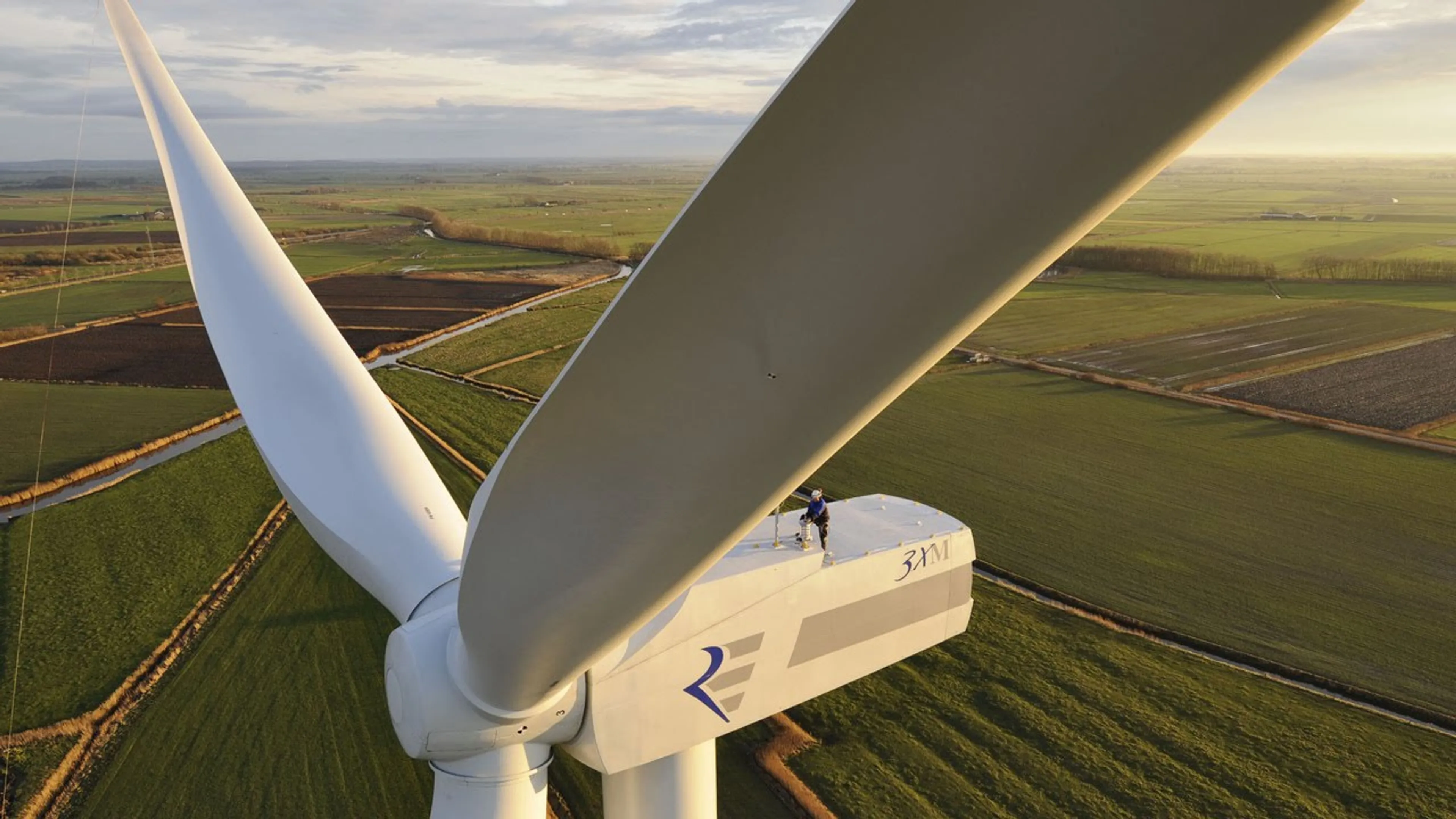 Капитал - ЕNI построит в Актюбинской области ветростанцию