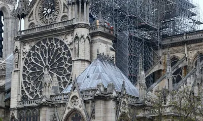 Пожар в соборе Парижской Богоматери полностью потушен
