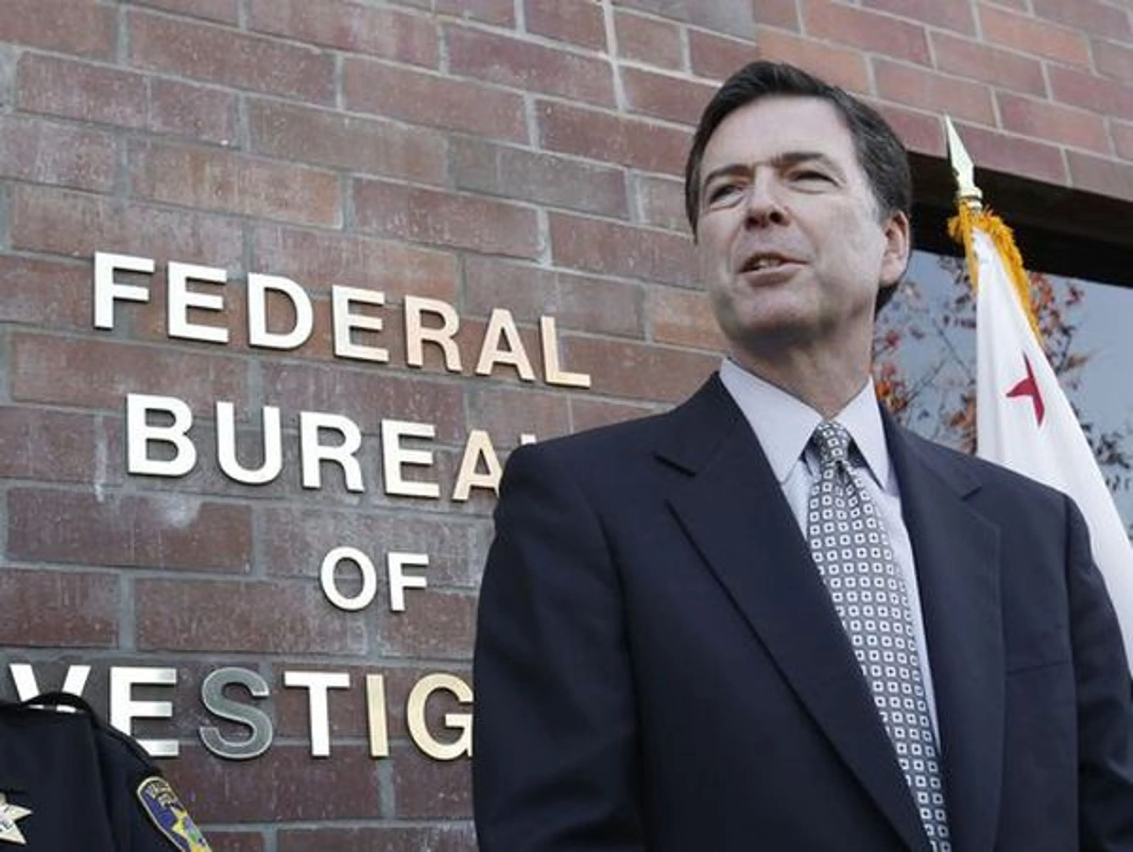 Капитал - Дональд Трамп уволил директора ФБР