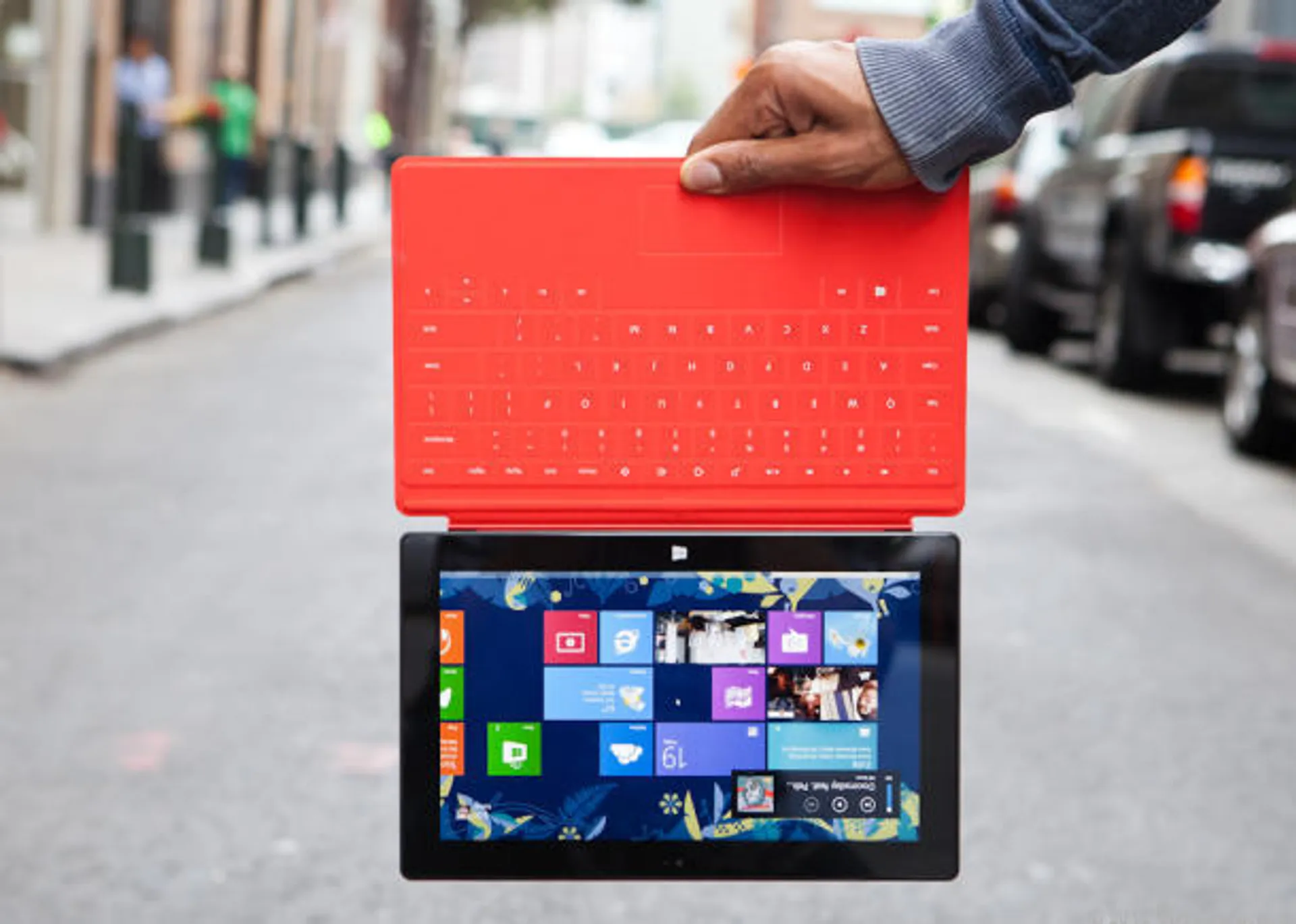 Капитал - Windows RT должна исчезнуть