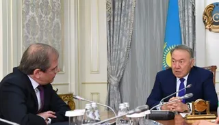 Капитал - Президент РК предлагает ЕАБР выдавать больше кредитов в тенге