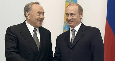 Владимир Путин поздравил Нурсултана Назарбаева с Днем независимости