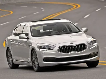 Kia озвучил казахстанские цены на седан Quoris