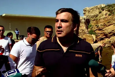 Михаил Саакашвили отобрал пляж у олигарха в Одессе