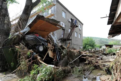Грузинские СМИ винят в наводнении Саакашвили