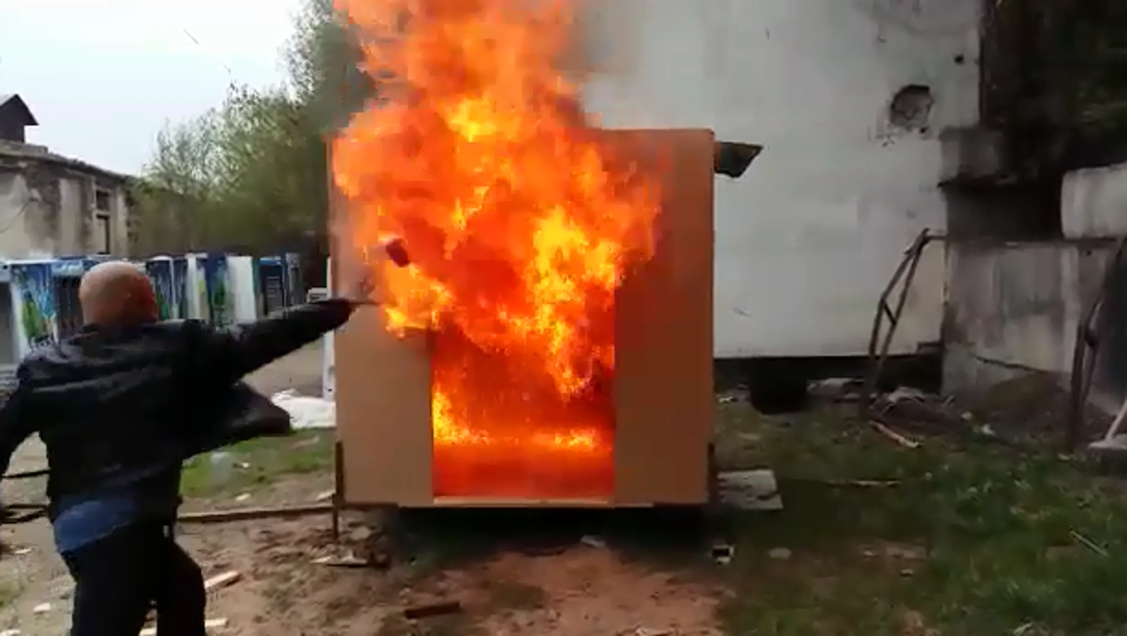 Капитал - Европейские и арабские бизнесмены заинтересовались выпуском казахстанских огнетушителей