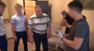 Капитал - При получении взятки задержан аким Атбасарского района