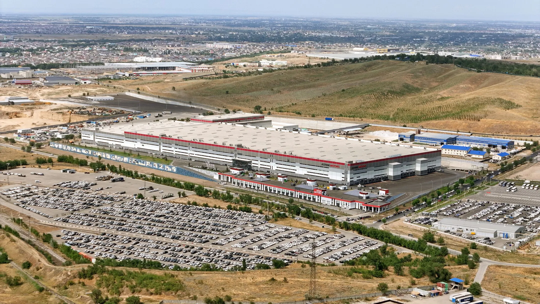 Завод Astana Motors Manufacturing Kazakhstan в индустриальной зоне Алматы.