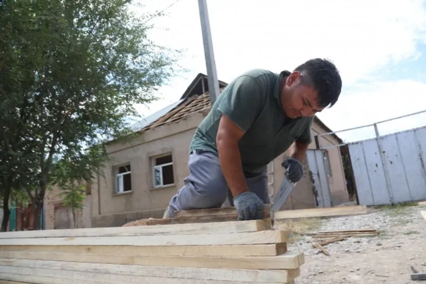 Капитал - Работа по восстановлению жилых домов в Арысе ведется интенсивно