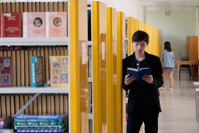 За массовое распространение книг в Алматы взялись активисты