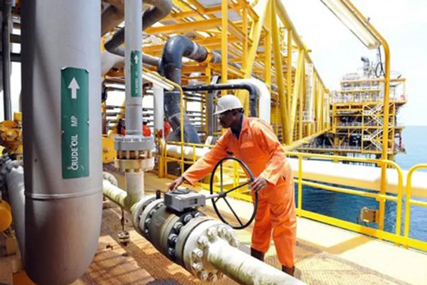 Капитал - ЕС снял санкции с нефтетрейдера Ирана