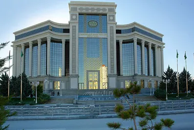 Туркмения ввела ограничения на обмен валюты физлицами