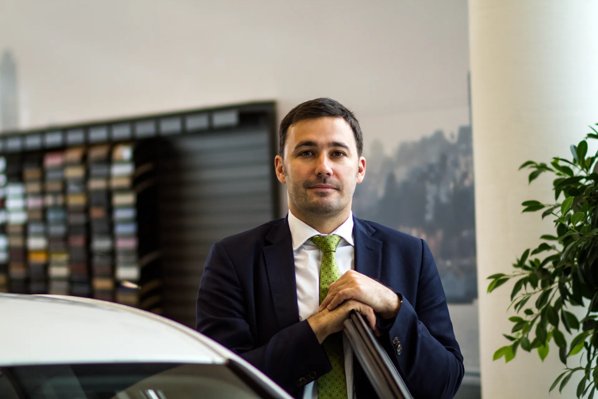 Капитал - Антон Афонин: Шоковых скачков цен на автомобили не ожидается