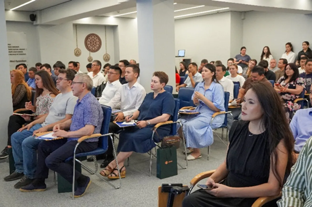 Фото пресс-службы Фонда «Даму»: День открытых дверей в Алматы