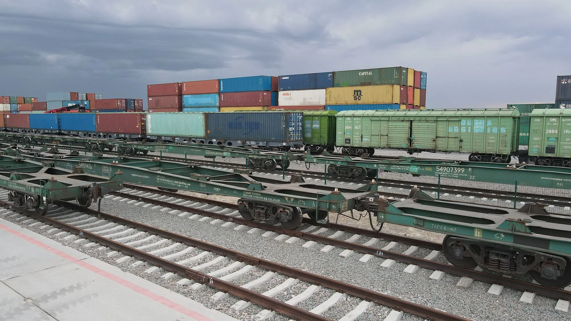 ADCB и Deutsche Bank прокредитуют «Қазақстан темір жолы»