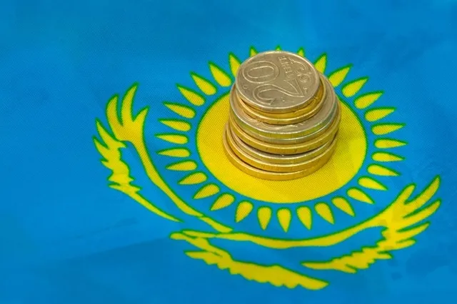 Нацбанк РК пойдет на 15%-ную девальвацию