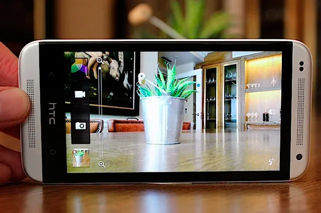 У смартфонов HTC появится оптический зум