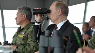 Капитал - Путин отводит войска от украинской границы