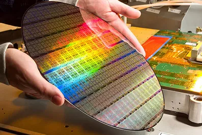 Китай потратит $47 млрд на создание крупнейшего чипмейкера