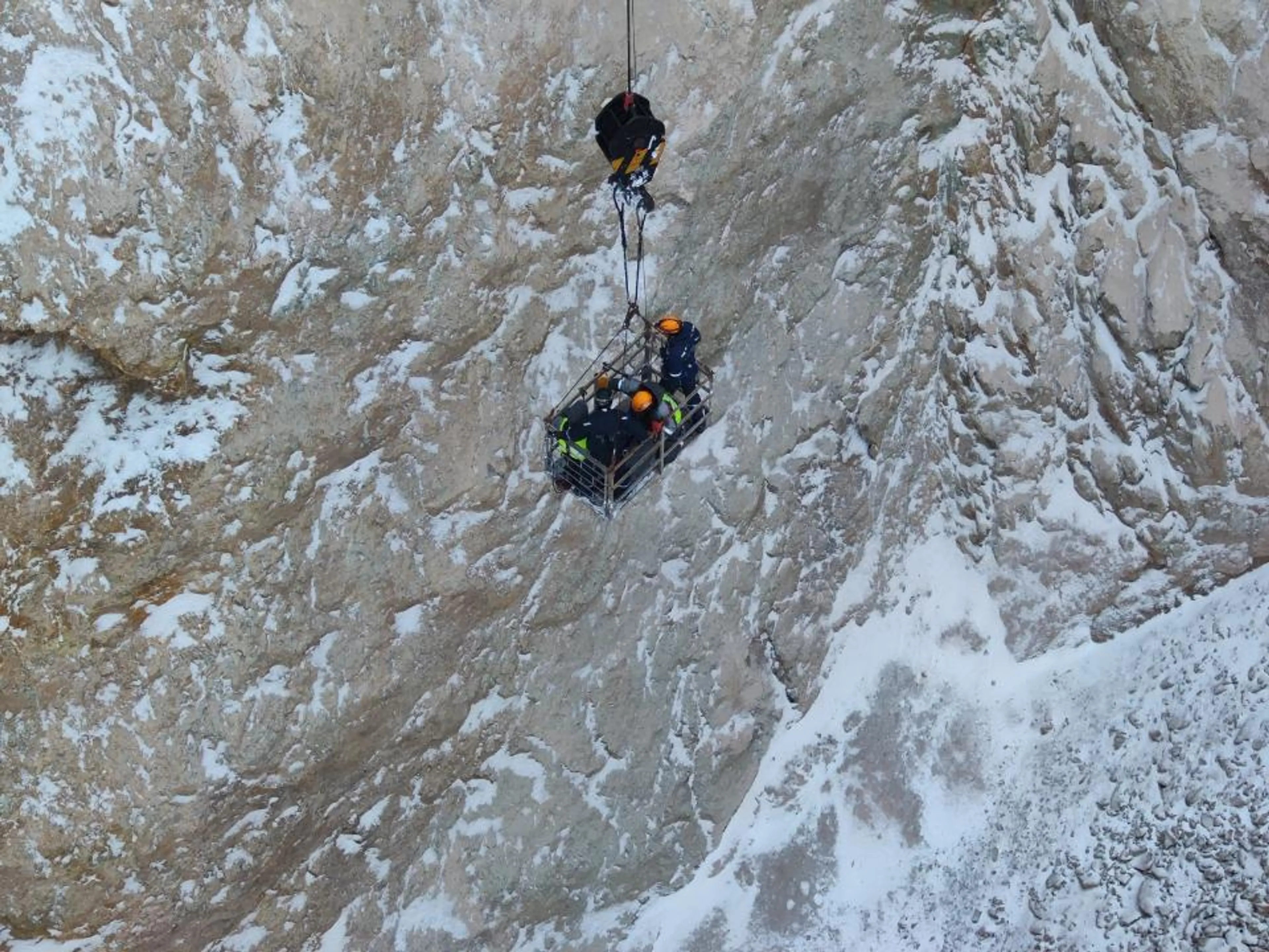 На руднике Майкаинзолото провели повторное сканирование грунта - фото kapital.kz