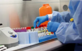 Капитал - Тестов на коронавирус в Нур-Султане осталось на две недели