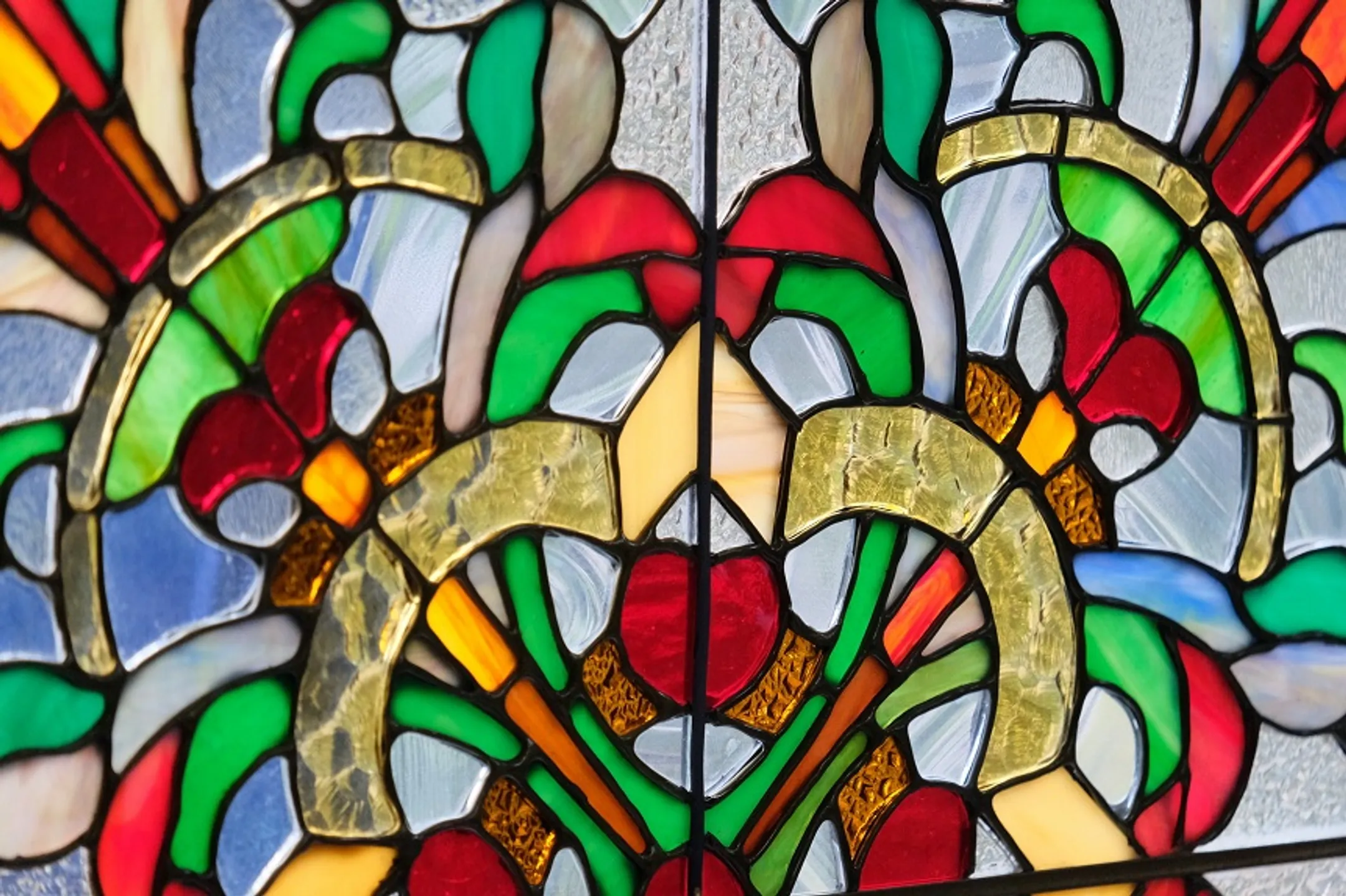 Цветной бизнес: как заработать на изготовлении витражей - Image Kapital.kz