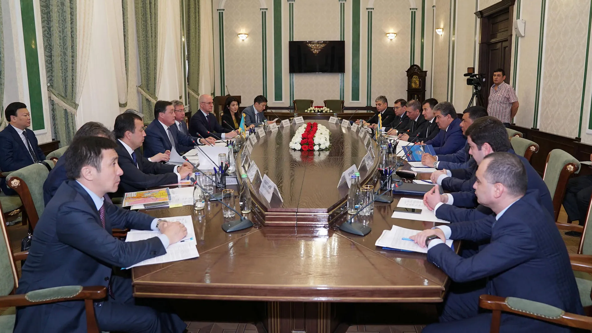 Капитал - Астана и Ташкент намерены нарастить товарооборот до $3 млрд