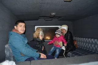 Капитал - Служащие комитета по ЧС в ВКО спасли беременную женщину и детей