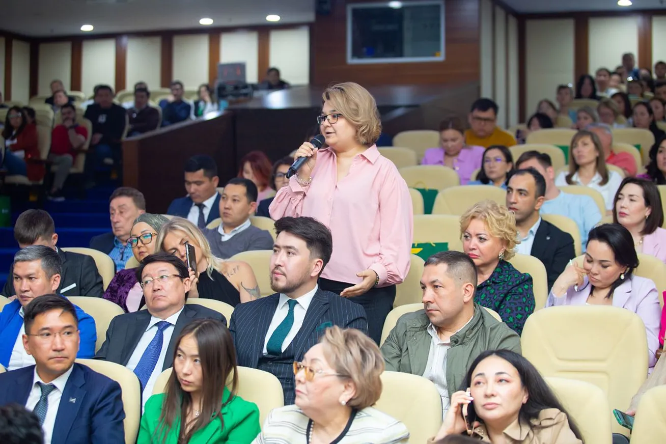 Топ-менеджеры Halyk Bank встретились с бизнесменами - фото kapital.kz