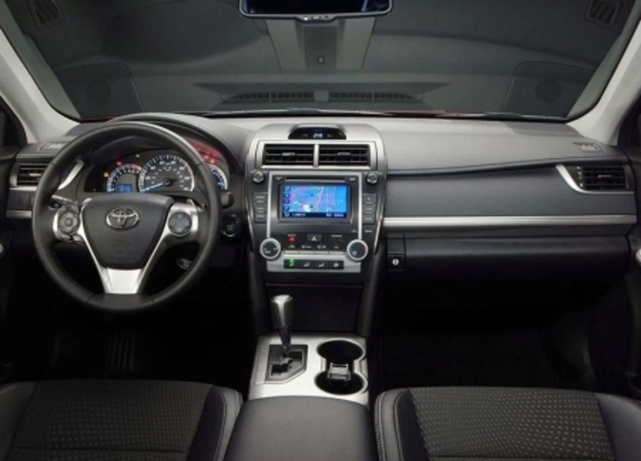 Toyota прислушалась к критике и улучшила интерьер Camry - Image Kapital.kz