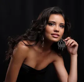 Уроженка Узбекистана стала лицом Dolce & Gabbana