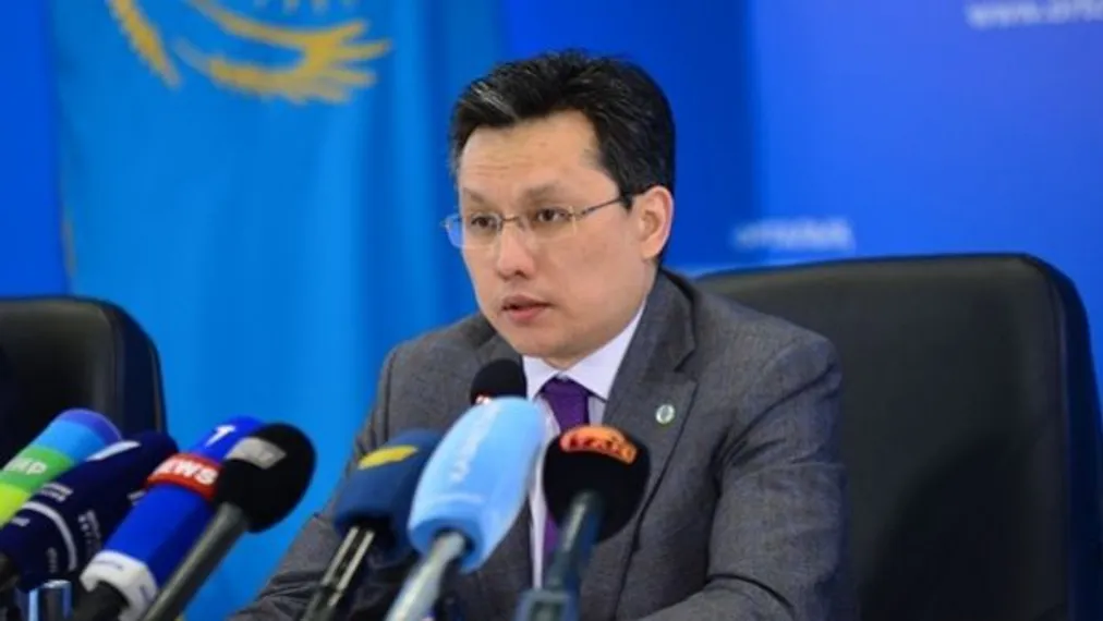 Капитал - Глава государства раскритиковал работу Бахыта Султанова