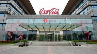 Капитал - Coca-Cola сократила чистую прибыль на 9%